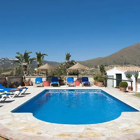 Villa Algazara By *