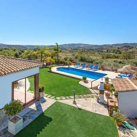 Villa Algazara By *