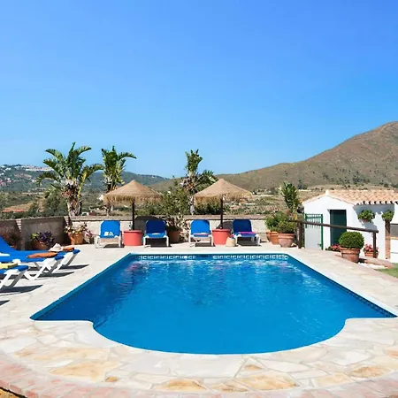 Villa Algazara By *